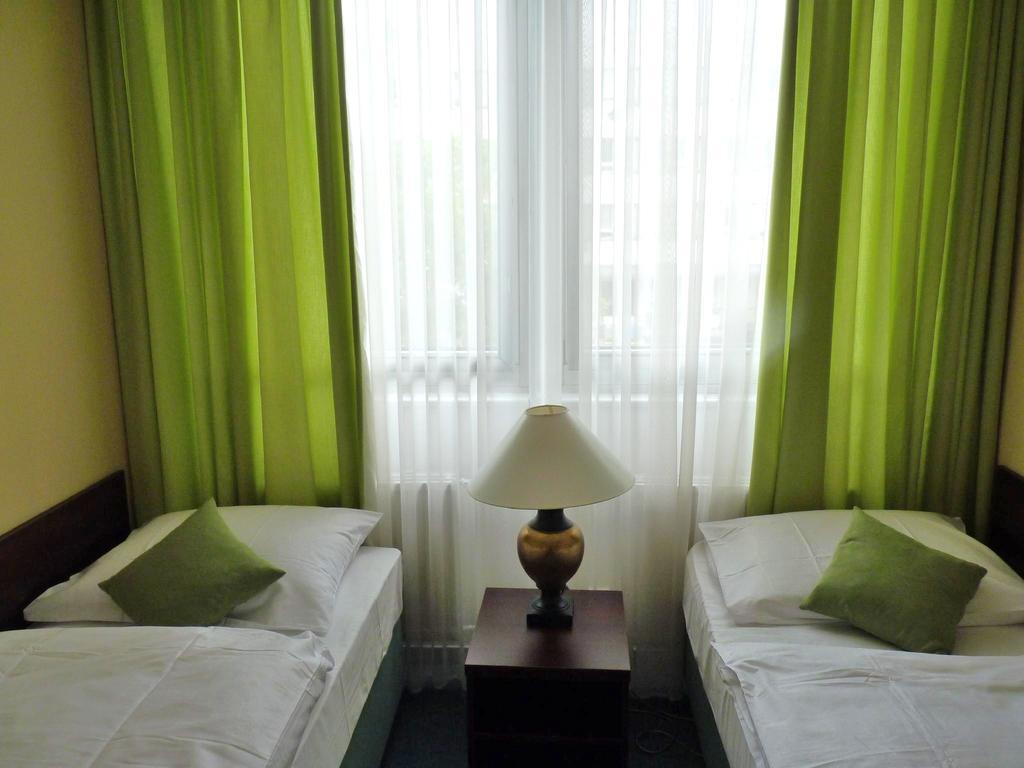 Hotel & Hostel Florian Praha Eksteriør bilde