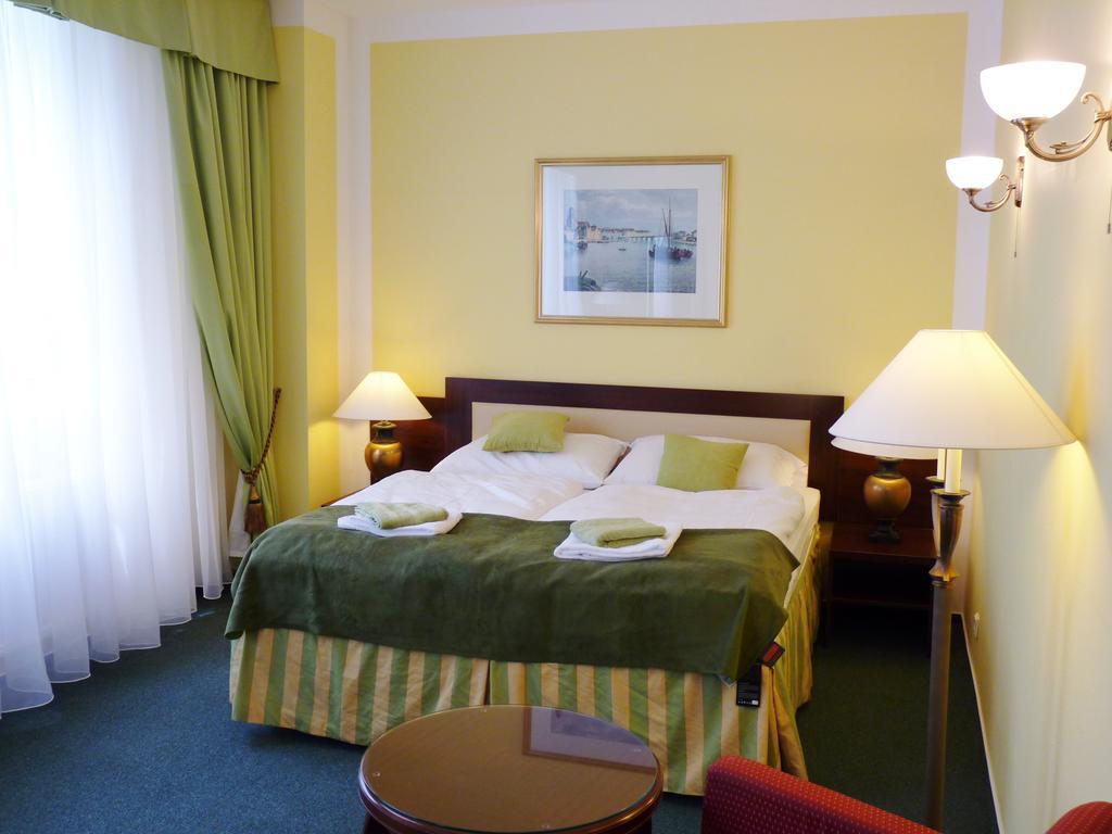Hotel & Hostel Florian Praha Rom bilde
