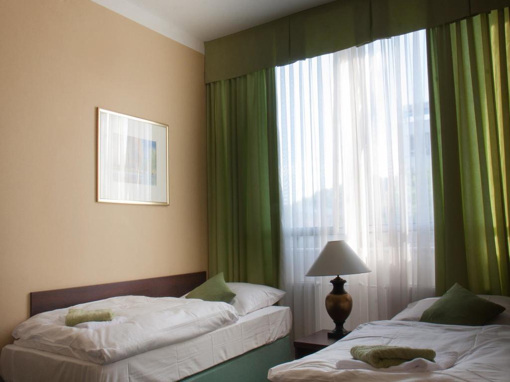 Hotel & Hostel Florian Praha Eksteriør bilde